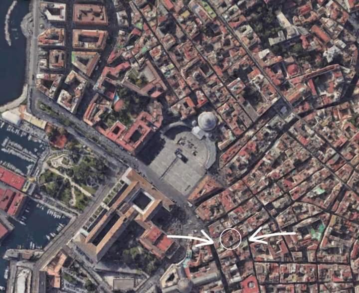Guesthost - Casa Querida Central & Elegant Flat เนเปิลส์ ภายนอก รูปภาพ